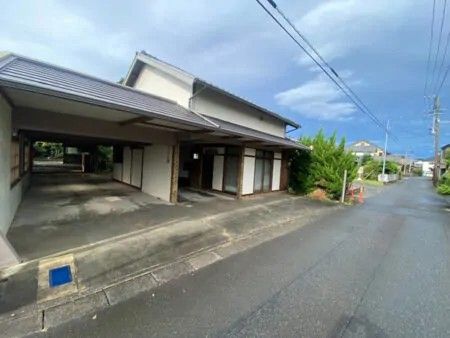 Unique Carpenter-Built Home with Office & Workshops in Shizuoka - Thumbnail 3