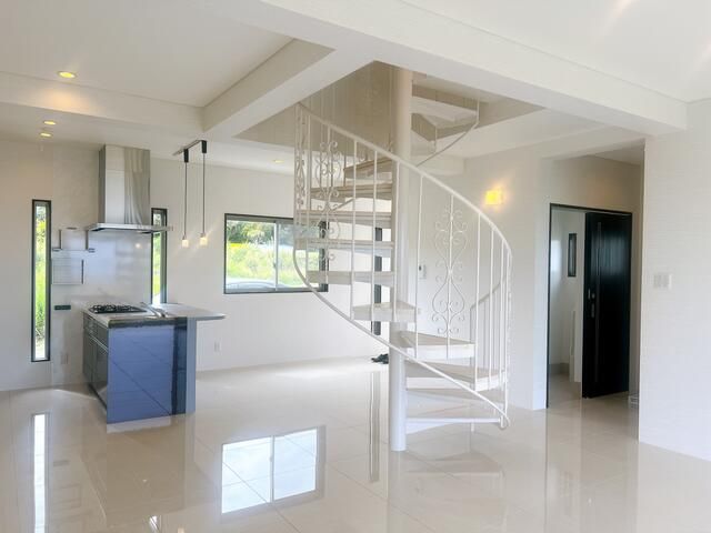 New 2024 Villa for Sale on Kouri Island, Okinawa with Minpaku Approval - Thumbnail 2