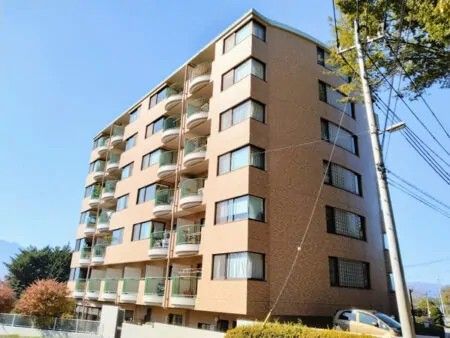 2LDK Resort Condo in Hokuto with Mountain Views | Star Garden - Thumbnail 2