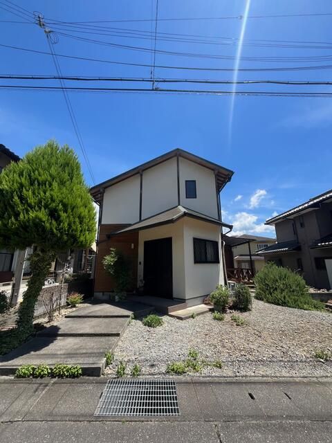 2LDK Detached House for Sale in Kami, Hyogo with Garden and Parking - Thumbnail 2