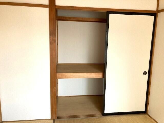 2LDK Apartment for Rent in Morioka, Iwate - 49.27m² - Thumbnail 3