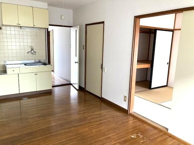 2LDK Apartment for Rent in Morioka, Iwate - 49.27m² - Thumbnail 2