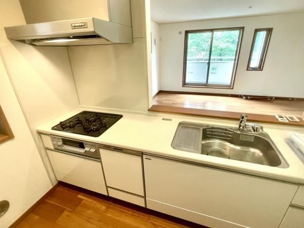 4LDK House for Sale in Miyamae-ku, Kawasaki, Kanagawa - Thumbnail 4