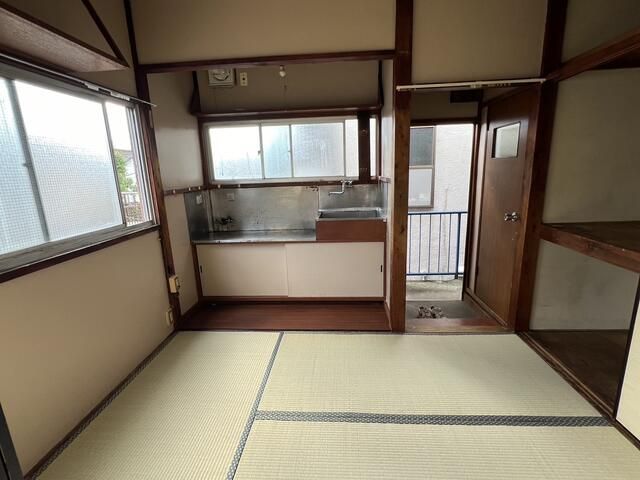 Miyako-so 1K Apartment for Rent in Oshiage, Sumida, Tokyo - Thumbnail 4