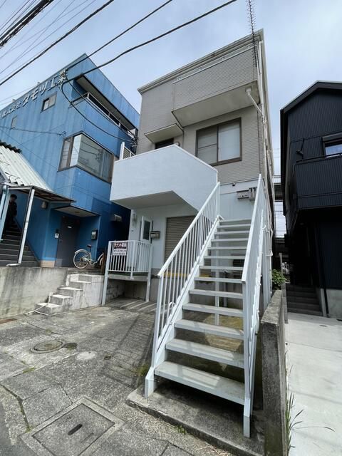 Studio Apartment for Rent in Yokohama Sakae-ku, 15.61 sqm - Thumbnail 2