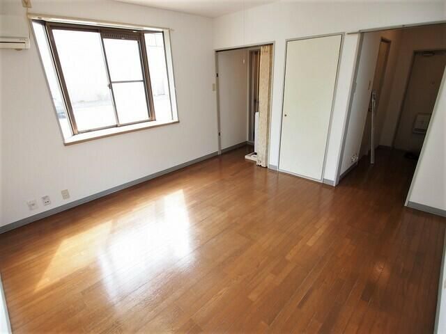 1K Apartment for Rent in Nonoichi, Ishikawa - Thumbnail 3