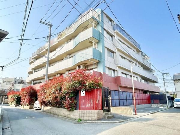 2SLDK Condo with Private Garden in Yokohama's Izumi Ward - Thumbnail 3