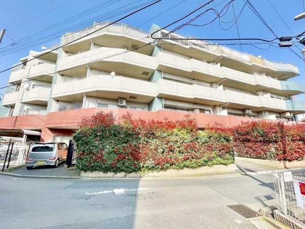 2SLDK Condo with Private Garden in Yokohama's Izumi Ward - Thumbnail 4