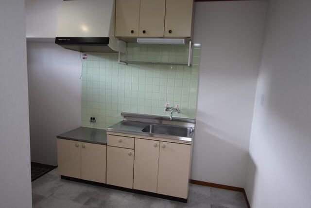 Apartment Building for Sale in Kanazawa, Ishikawa – 6 Units, 198.74m² - Thumbnail 3
