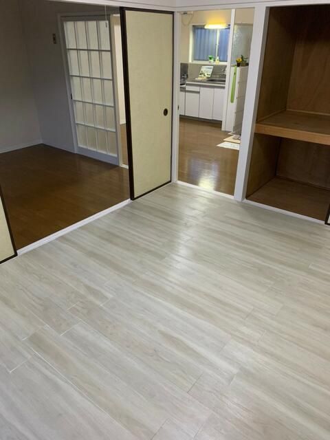 Rental 2DK Apartment in Fussa, Tokyo – 38.88 sqm - Thumbnail 3