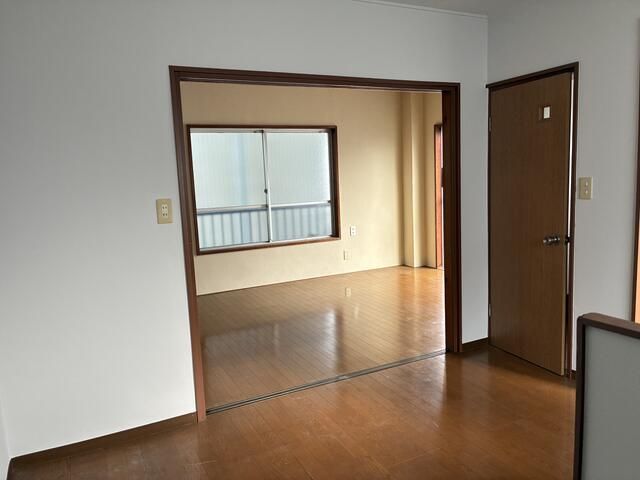 1LDK Apartment for Rent in Nakahara-ku, Kawasaki - Thumbnail 2