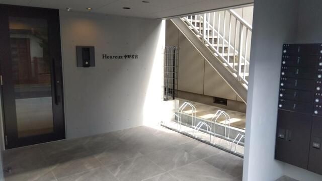 Heureux Nakano Wakamiya Commercial Space for Rent in Tokyo - Thumbnail 4
