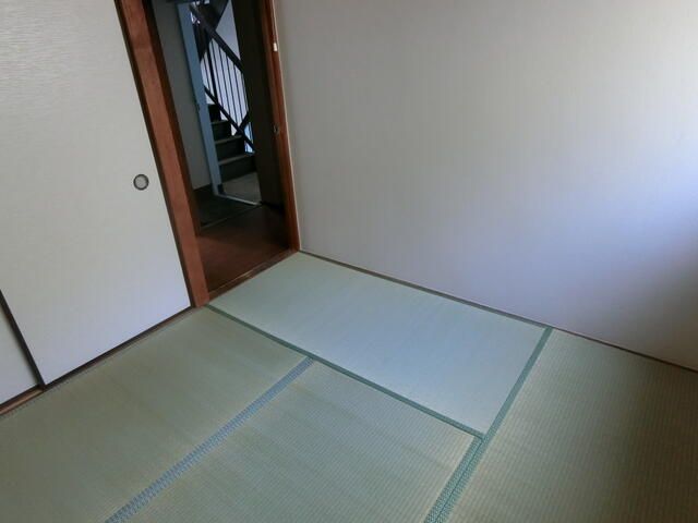 2K Apartment for Rent in Kita-ku, Tokyo - Thumbnail 4