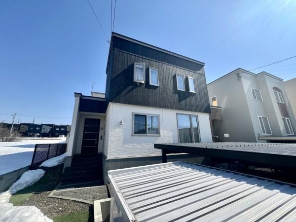 Modern 4LDK Detached House for Sale in Sapporo's Atsubetsu Ward - Thumbnail 3