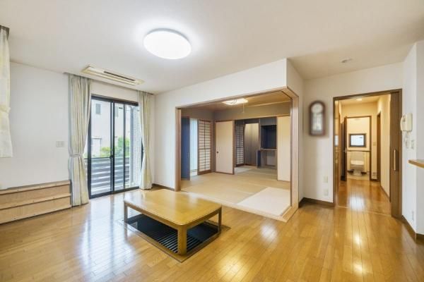 4LDK House for Sale in Abiko, Chiba – 158 sqm, Parking - Thumbnail 2