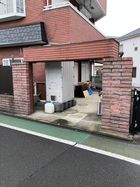 Detached House for Rent in Hadano, Kanagawa - 1LDK with Garage - Thumbnail 2