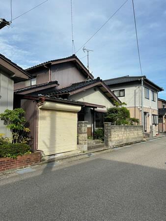 [Real Estate Japan] Property details: Property information for Junicho, Himi City, Toyama Prefecture: Used detached house — Image 1, Himi, Toyama