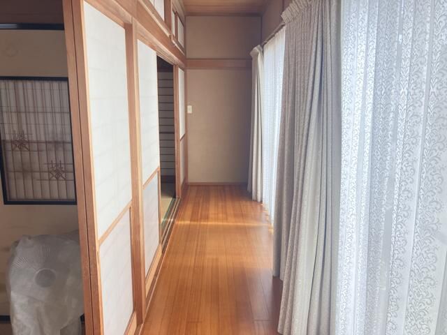 1998 Wooden House on 541sqm Land in Mito, Ibaraki - Thumbnail 3