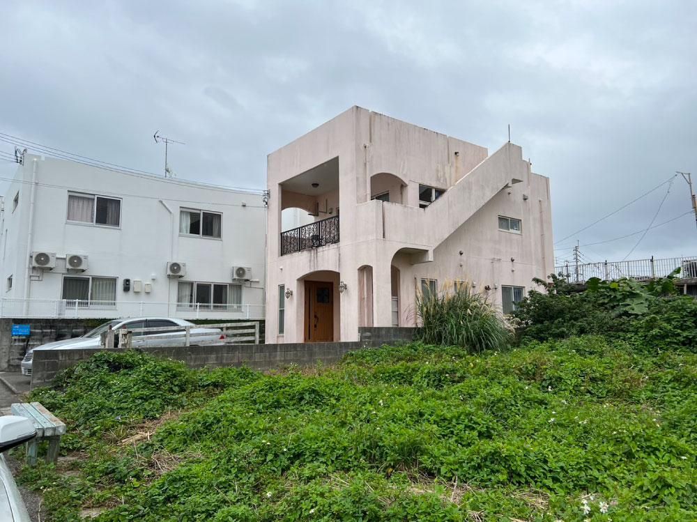 3LDK Detached House for Sale in Yomitan Village, Okinawa - Thumbnail 2
