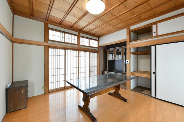 Spacious 11DK Traditional Kominka for Sale in Agatsuma, Niigata - Thumbnail 3