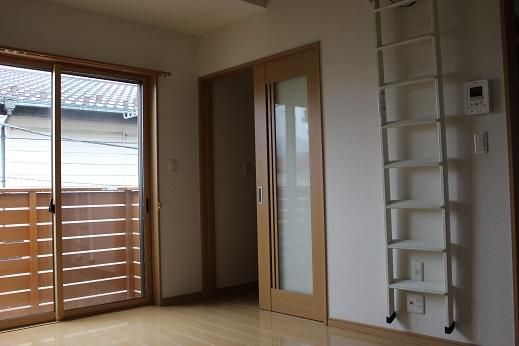 LａVｉｌｌａ本町B Apartment for Rent in Hadano, Kanagawa - Thumbnail 2