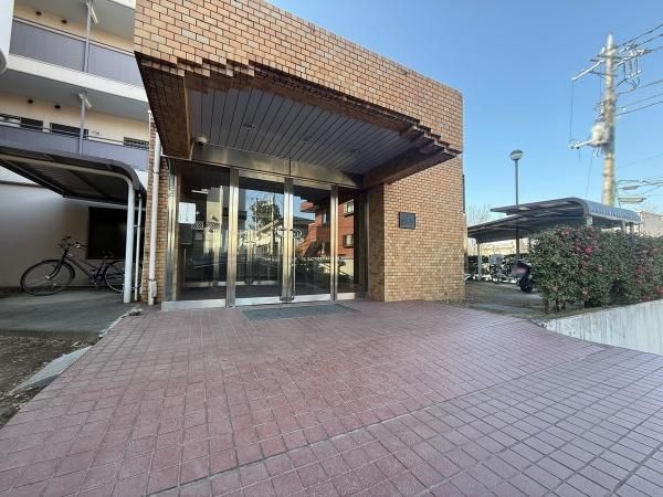 2LDK Apartment for Sale in Chofu, Tokyo - High-Raku Jindaiji - Thumbnail 2