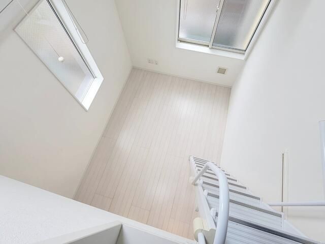 Modern 1R Apartment for Rent Near Anzen Station, Yokohama - Thumbnail 4