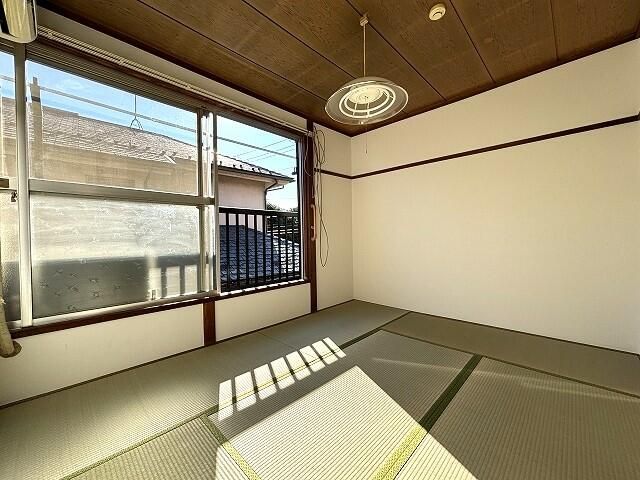 2K Apartment for Rent in Funabashi, Chiba - 46,000 Yen - Thumbnail 3