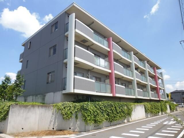 2LDK Apartment for Rent in Higashimatsuyama, Saitama - Thumbnail 2