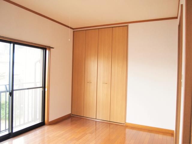 2K Apartment for Rent near Tsuru-shi Station, Yamanashi - Thumbnail 2