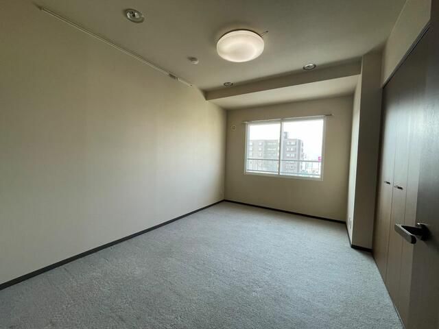 3LDK Apartment for Sale in Sapporo's Toyohira Ward - Thumbnail 3