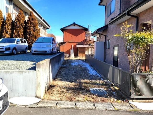 Land for Sale in Nagano City with Demolition Condition - Thumbnail 2