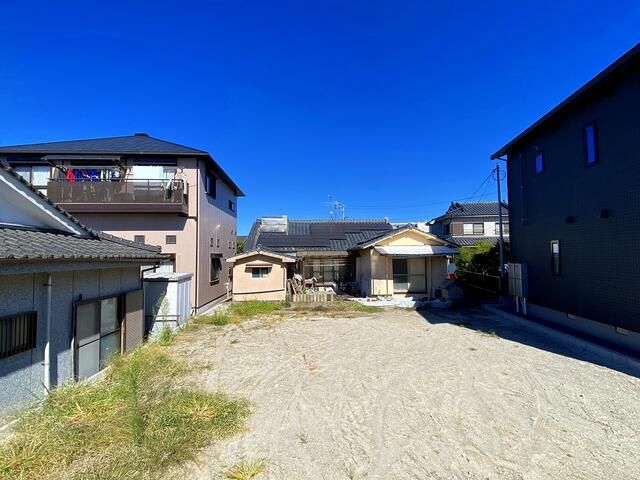 234.79 sqm Residential Land for Sale in Kagoshima's Taniyama Area - Thumbnail 2