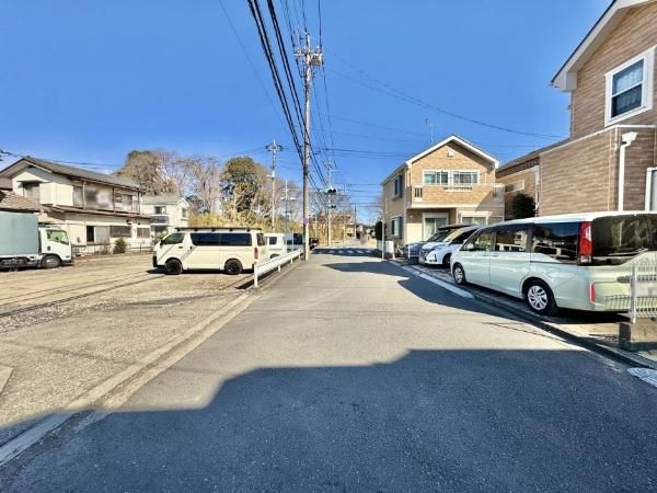 2-Story House in Fuchu, Tokyo - 3LDK - Thumbnail 3