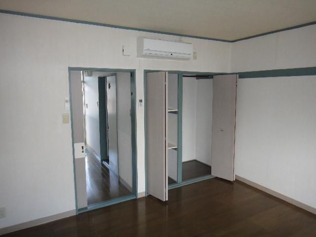 1K Apartment for Rent in Nagaoka, Niigata - Thumbnail 3