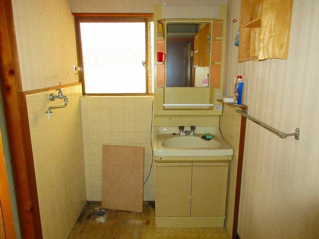 Spacious 6SK House in Kurashiki, Okayama with Garden and Free Parking - Image 22