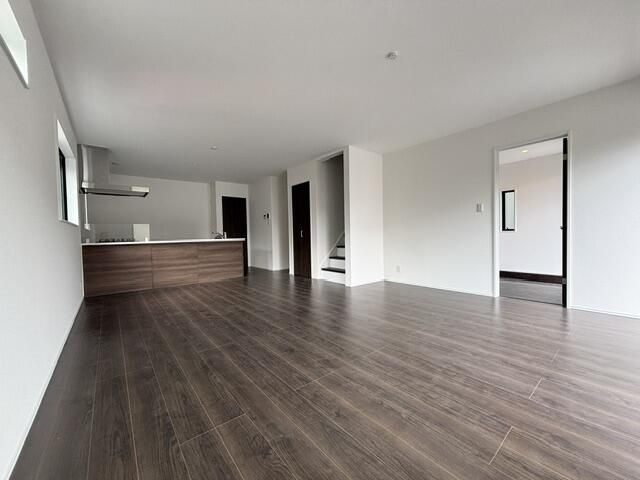 New 4SLDK House in Atsugi, Kanagawa - 108.88 sqm - Thumbnail 2