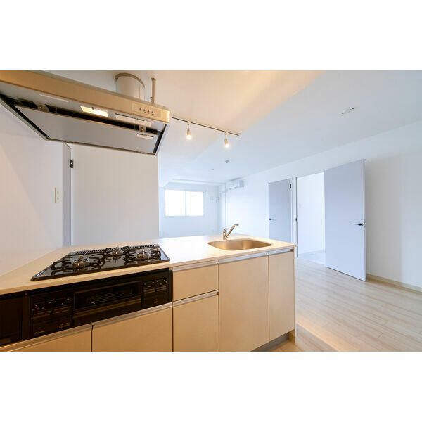 New 3LDK Apartment in Sapporo's Miyanomori | 76 sqm | Modern Amenities - Thumbnail 3