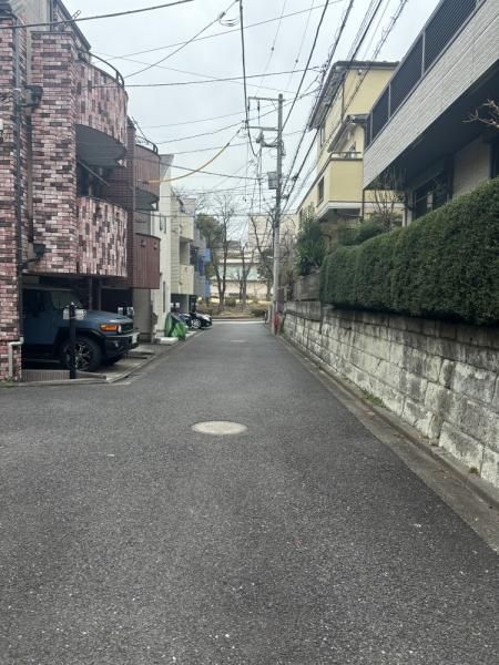 3LDK Detached House for Sale in Meguro, Tokyo - Thumbnail 3