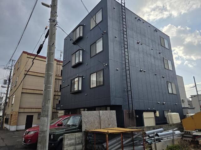 Commercial Building for Sale in Sapporo Shiroishi Ward, Hokkaido - Thumbnail 3