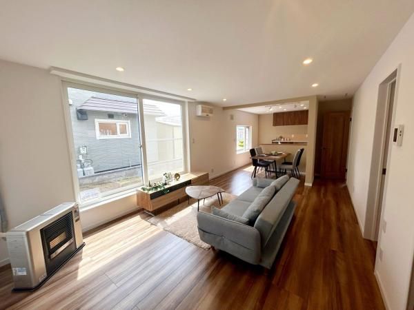 Used Detached House in Toyohira-ku, Sapporo - 4LDK, 122 sqm - Thumbnail 2