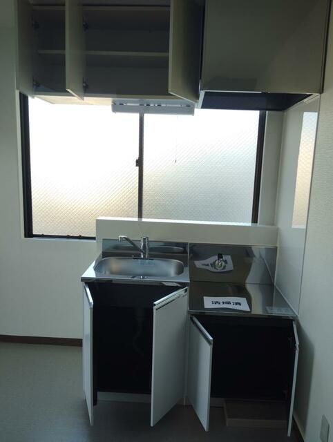 Studio Apartment for Rent in Soka City, Saitama - Thumbnail 3