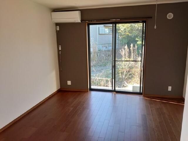 Modern 2SLDK Terrace House for Rent in Ichihara, Chiba - Thumbnail 4