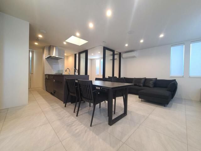 Modern 3LDK Hebel House for Rent in Shibuya's Jingu-mae - Thumbnail 4