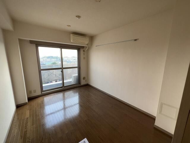 2LDK Apartment for Rent in Saitama City, Near Nisshin Station - Thumbnail 4