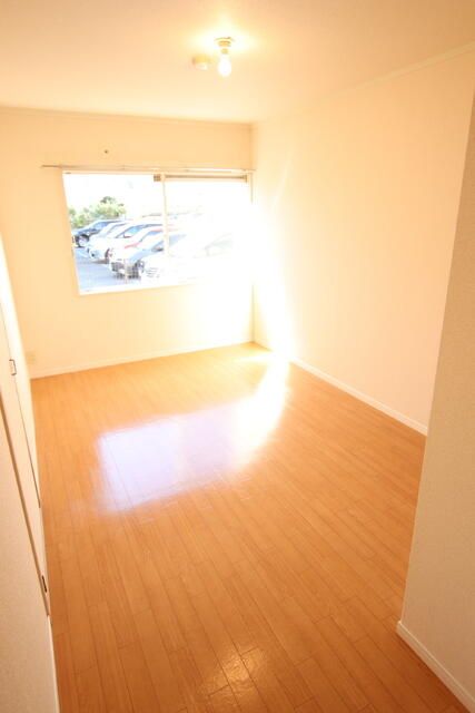 2DK Apartment for Rent near Tokiwadaira Station, Matsudo - Thumbnail 3