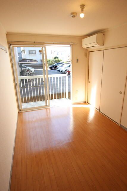 2DK Apartment for Rent near Tokiwadaira Station, Matsudo - Thumbnail 2