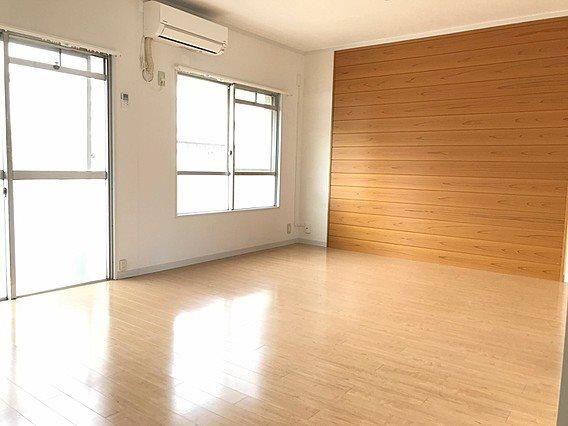 2LDK Apartment for Sale in Iruma Kurosu Danchi, Iruma City - Thumbnail 2