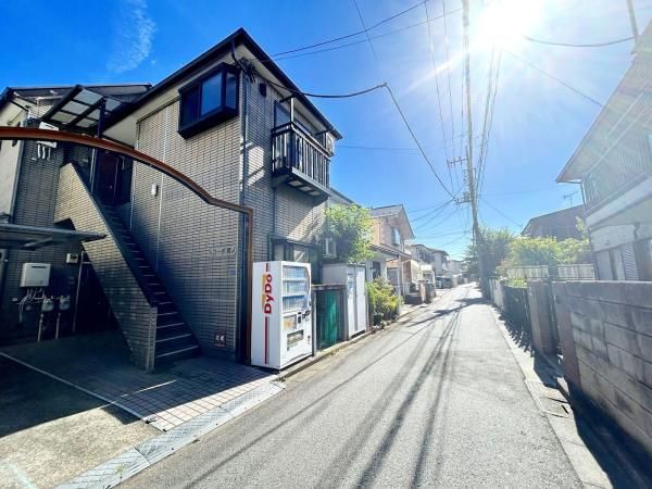 6-Unit Apartment Building for Sale in Mitaka, Tokyo - Thumbnail 3