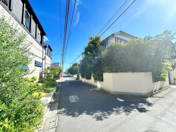 6-Unit Apartment Building for Sale in Mitaka, Tokyo - Thumbnail 2
